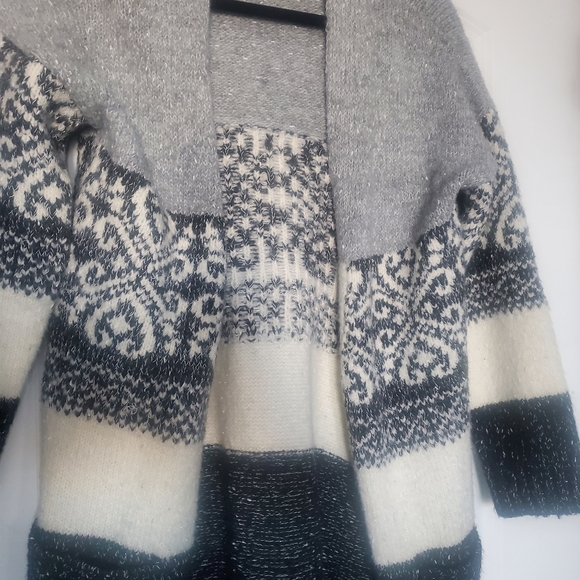 Small Black, Grey, and Cream Winter Cardigan - Picture 2 of 4